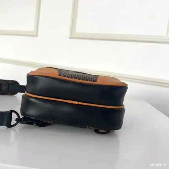 WIS BAG VUITTON LOUIS SLING NIGO AMAZONE 0624